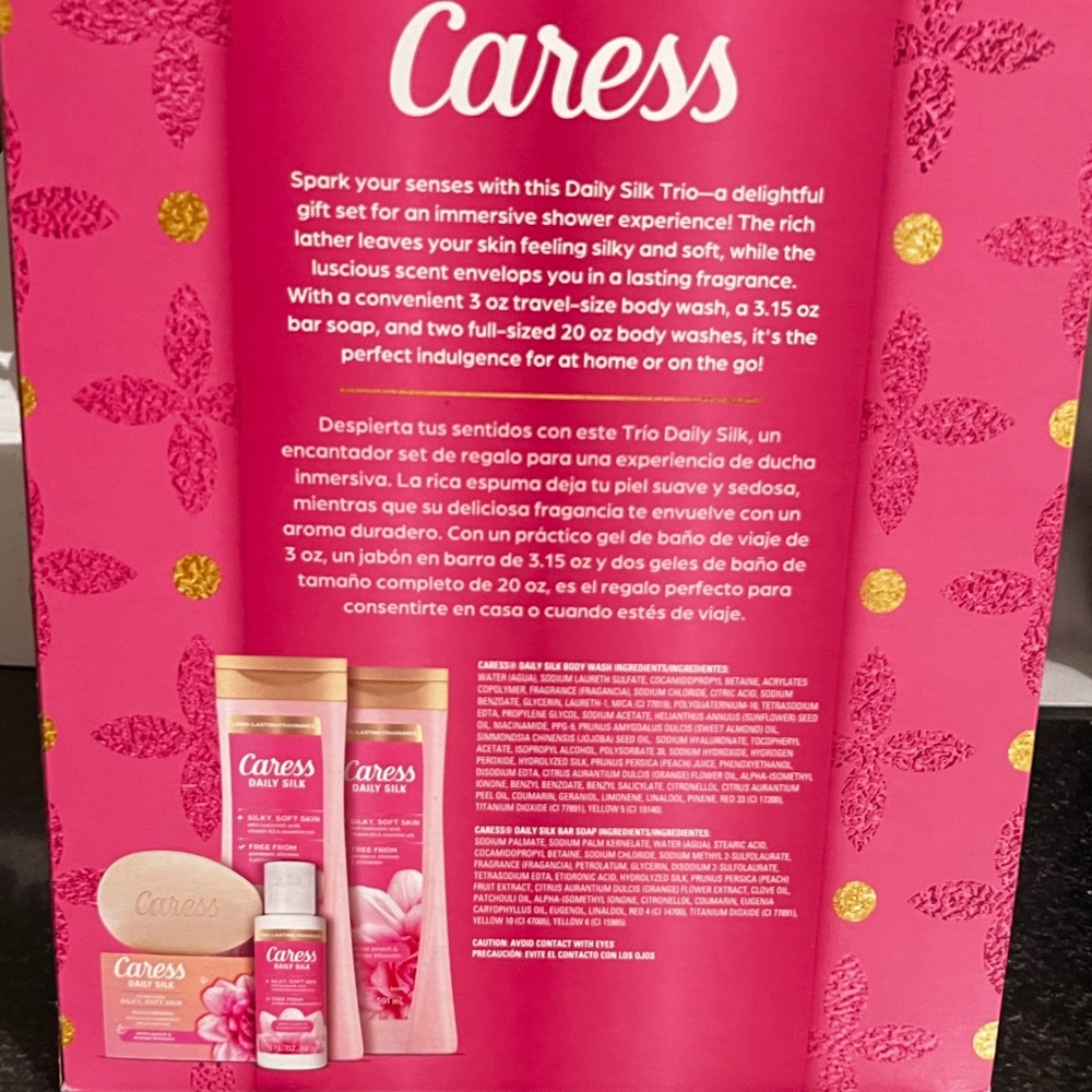 Caress Daily Silk Gift Set W/Bath Pouf & Coupon NIB - Picture 7 of 13